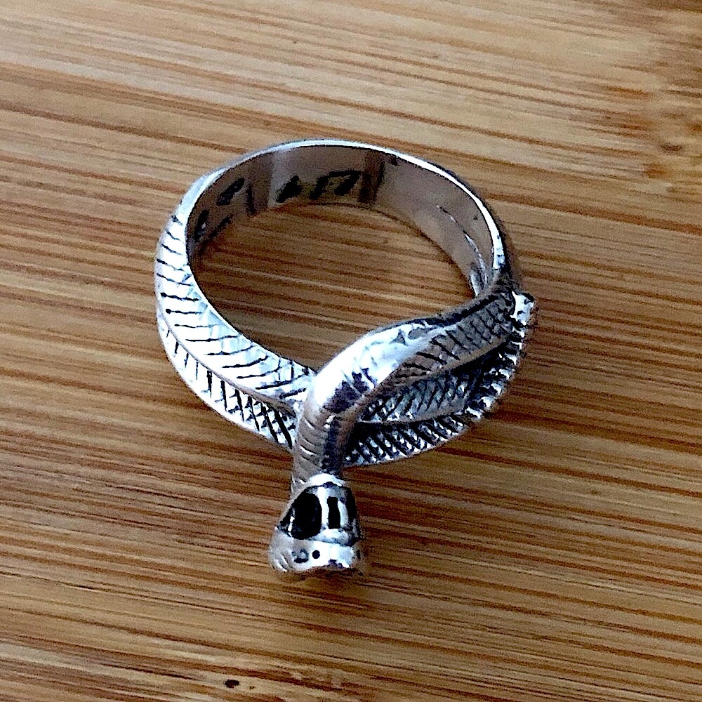 $118 Navajo Signed Designer Estate Ring Size 8 & 3/4 Copyright SC STERLING - Picture 7 of 8